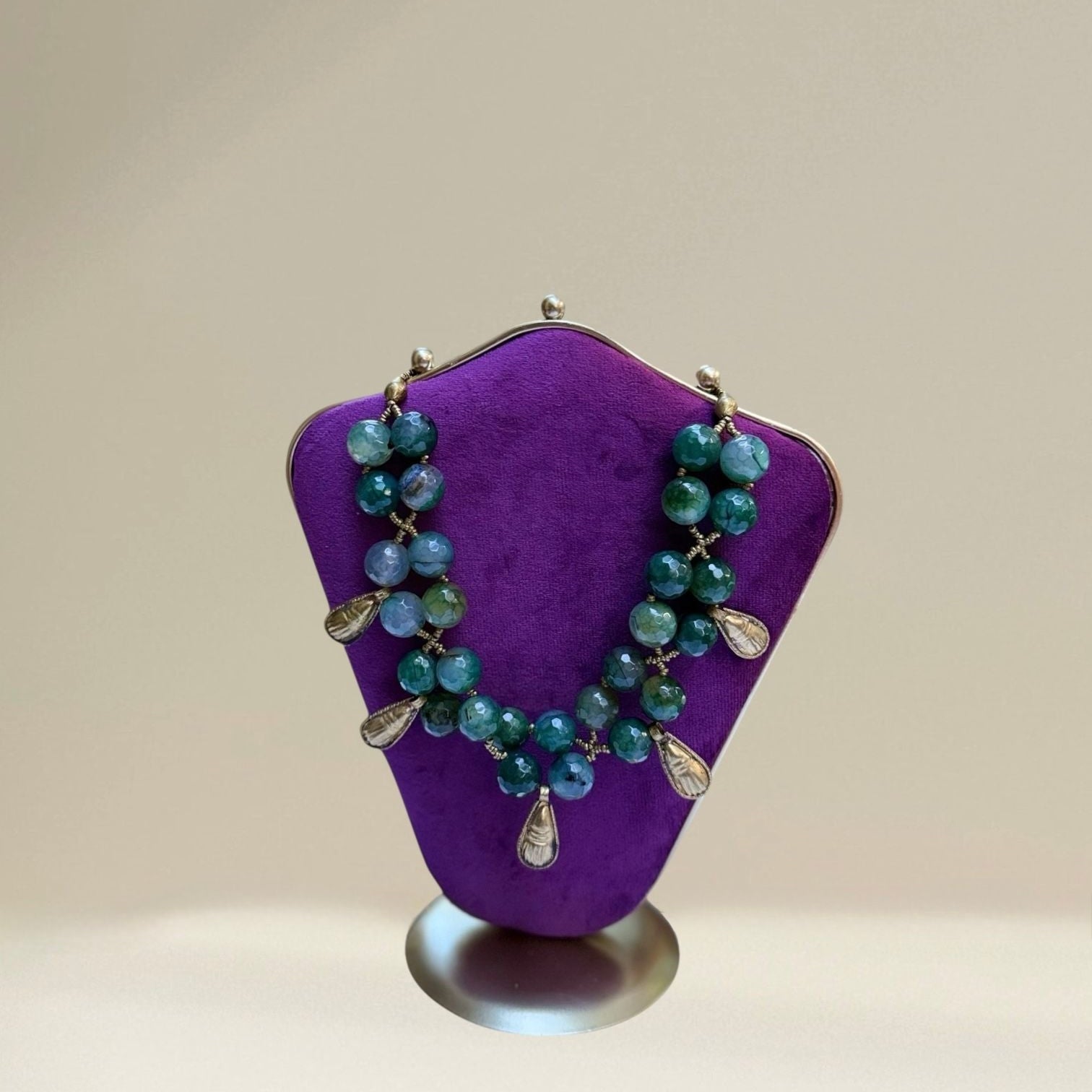 LK-J-004 - Menab Necklace