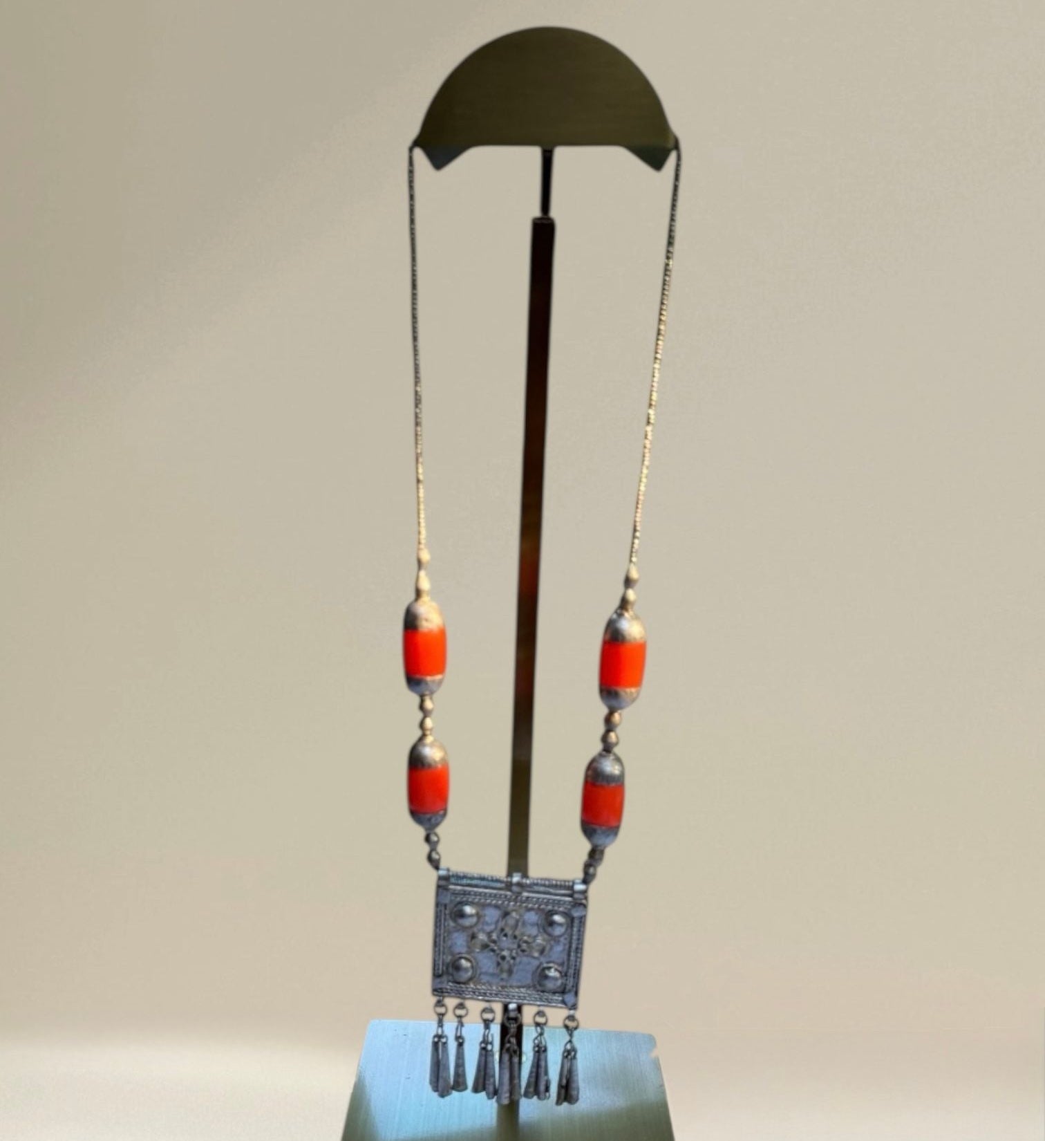 LK-J-009 - Silver Necklace with Stones