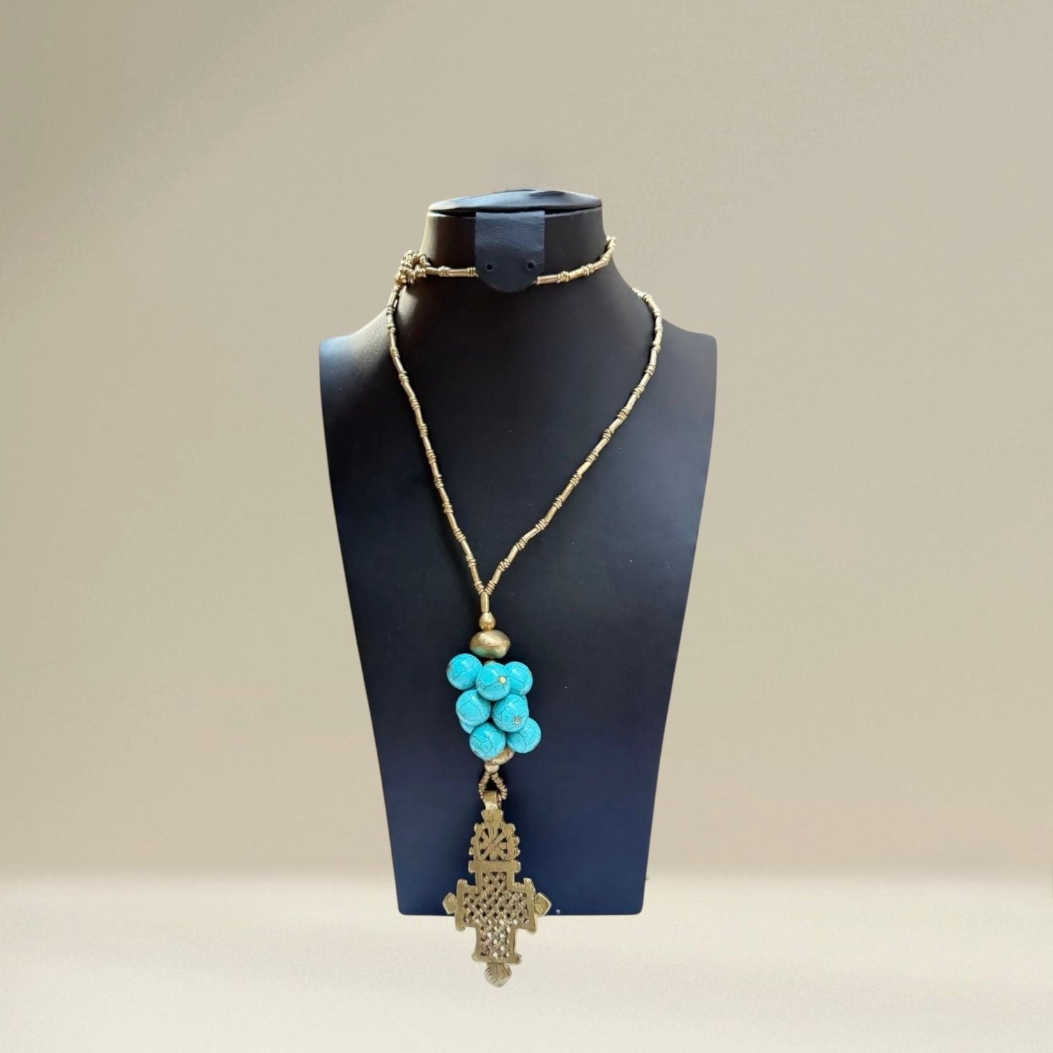 LK-J-007 - Menab Necklace