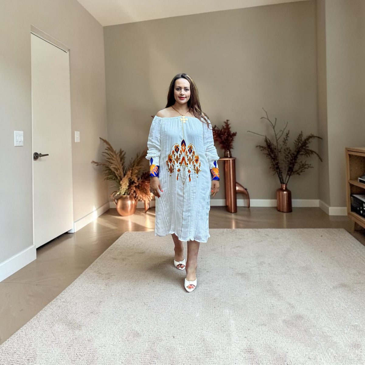 LK-W-001 - Yohannes Sisters Dress, Eje Tilf (Hand Embroidery)